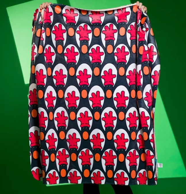 Wallace & Gromit Feathers McGraw Fleece Throw