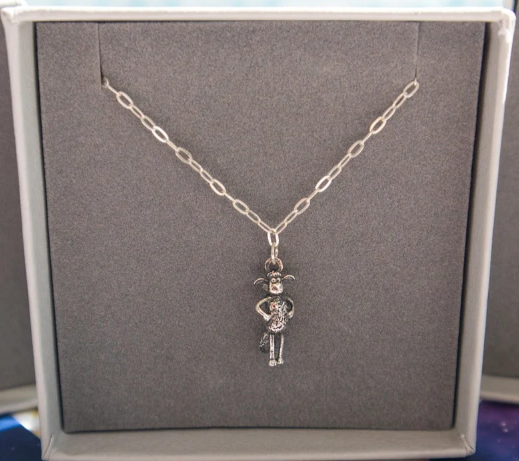 Standing Shaun the Sheep (Sterling Silver)