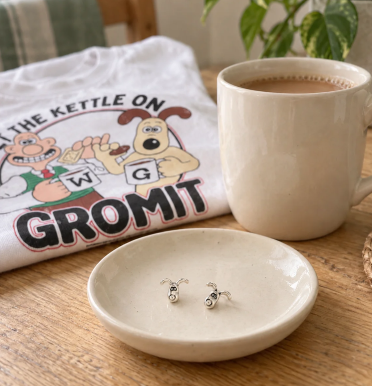 Gromit Stud Earrings (Sterling Silver)